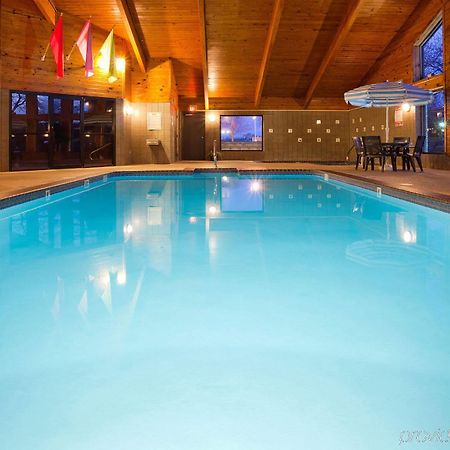Americinn By Wyndham Manitowoc Eksteriør billede
