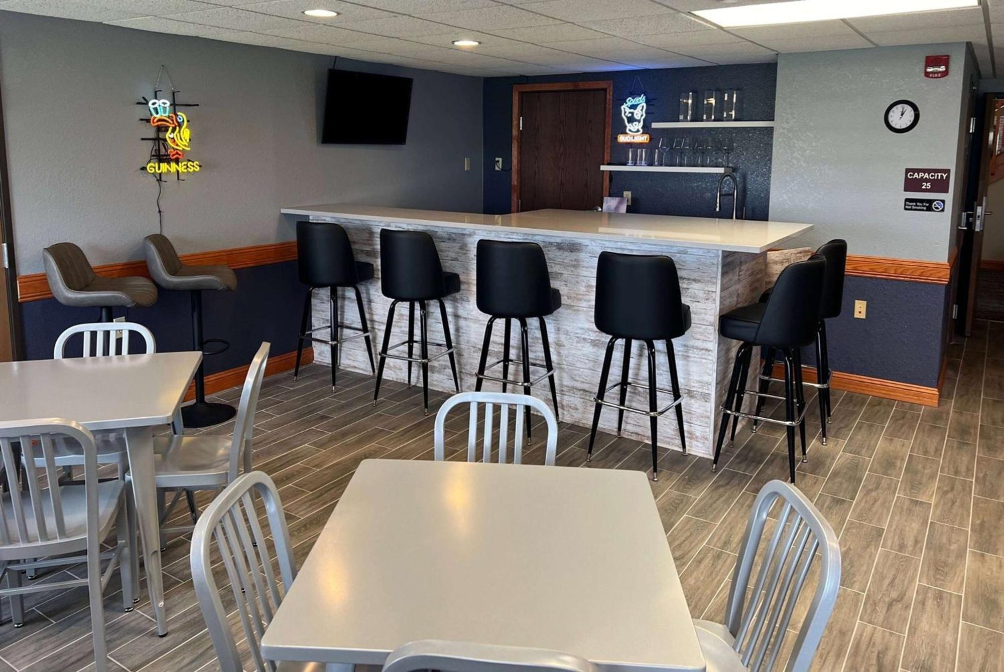 Americinn By Wyndham Manitowoc Eksteriør billede