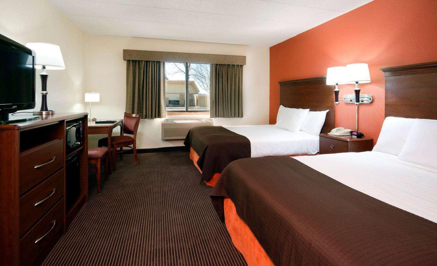 Americinn By Wyndham Manitowoc Eksteriør billede